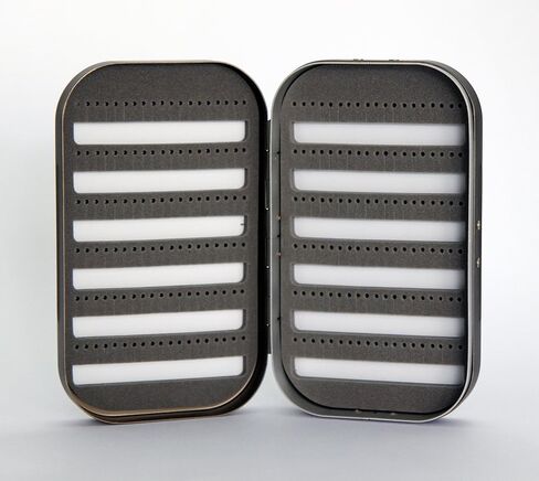 صندوق ذباب بارنسلي + 100 مجموعة ذباب صيد متنوعة in Kuwait