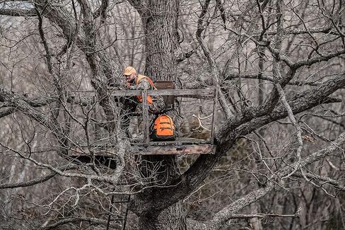 ALPS OutdoorZ Stealth Hunter Blind Chair in Kuwait