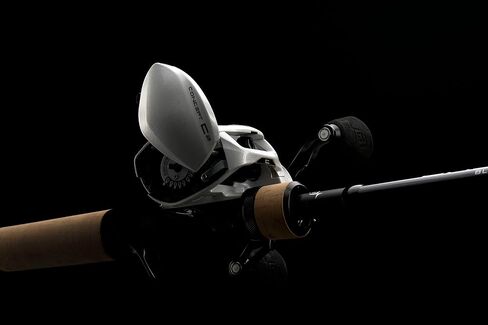 13 Fishing - Concept C2 - Baitcast Reels in Kuwait