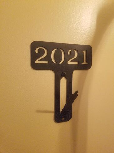 2023 2022 Year Metal European Mount Deer Skull Hanger Bracket Hook (2022) in Kuwait