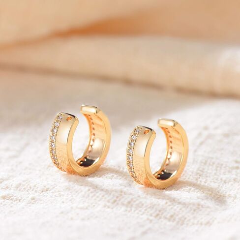 Valloey Rover 14K مطلية بالذهب واسعة الكفة القرط كليب على الغضروف أقراط Huggie الأذن الكفة أقراط الذهب للنساء in Kuwait
