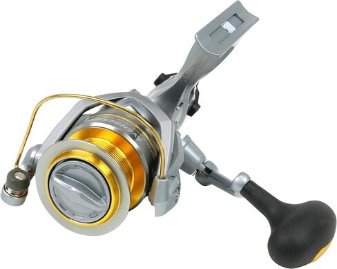Okuma Avenger ABF Graphite Baitfeeder Saltwater Spinning Reel in Kuwait