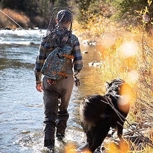 fishpond Thunderhead Submersible Waterproof Fly Fishing Sling Pack- Eco Shadowcast Camo in Kuwait