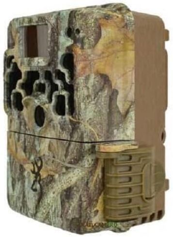 Browning Trail Cameras Dark Ops Extreme 16MP Game Camera (6-Pack) Bundle with 32GB Card (12-Pack) and USB Card Reader Compatible with Mac and PC (19 Items) in Saudi Arabia