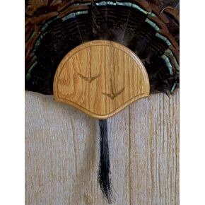 مجموعة تركيب الديك الرومي المنحوت من خشب البلوط المتوسط ​​من The Taxidermists Woodshop -01 in Kuwait