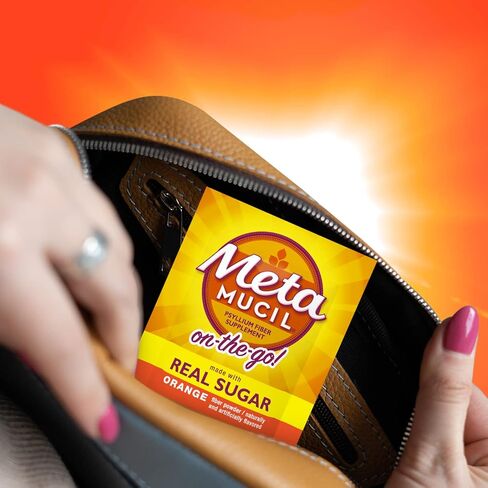 Metamucil On-the-Go، مكمل يومي لمسحوق قشر السيليوم مع السكر الحقيقي، ألياف 4 في 1 لصحة الجهاز الهضمي، مشروب بنكهة البرتقال الناعم، 30 عبوة in Kuwait