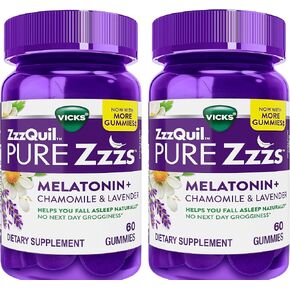 ZzzQuil Pure Zzzs Melatonin Sleep Supplement Gummies، يساعدك على النوم بشكل طبيعي، نكهة الفانيليا البرية، بابونج لافندر وجذور فاليريان، 1 ملغ لكل علكة، 60 قطعة (عبوة من 2) in Kuwait