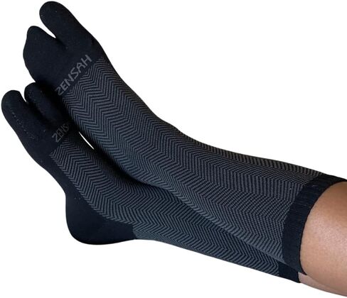 Zensah Bunion Ease Sock - جورب مصحح لتخفيف الأورام للنساء والرجال - تصميم جورب فاصل لأصابع القدم in Kuwait