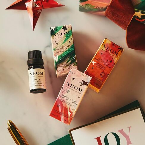 نيوم - مزيج الزيوت العطرية بيرفكت بيس، 10 مل | قشر الصنوبر والمر والليمون | رائحة عيد الميلاد… in Kuwait