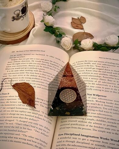 بورا اسبريت هرم الاورجون النوبي من التورمالين الاسود - كريستالات شاكرا العلاجية لحماية اي ام اف - هرم اورغون كريستالي علاجي - هرم اورجونيت للطاقة الإيجابية - هرم التورمالين الاسود النوبي in Kuwait