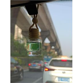 8 قطع 8 مل زجاجة عطر معلقة للسيارة، موزع معطر هواء من الزجاج الشفاف، ناشر أساسي أسطواني فارغ، زيت عطري للعلاج العطري، قوارير قلادة من الزيت العطري مع أغطية خشبية in Kuwait