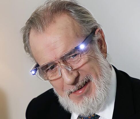 نظارات مكبرة باضاءة LED لتعزيز البصر - نظارات تكبير 160% قابلة لاعادة الشحن بمنفذ USB للقراءة والحرف اليدوية والمشاريع التي تصنعها بنفسك in Kuwait
