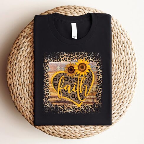 الحب في الإيمان | الإيمان الفهد عباد الشمس | تي شيرت جرافيك مسيحي | قميص الملابس الإيمانية | أسود | للجنسين in Kuwait