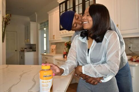 ون ا داي فيتامينات متعددة لدعم المناعة من مالتي بلس مع فيتامين دي وفيتامين C وفيتامين E والزنك واكثر من ذلك in Kuwait