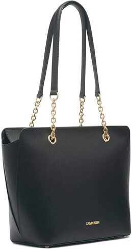 شنطة يد للنساء من Calvin Klein ماركة Hailey Micro Pebble بسحاب علوي من Calvin Klein in Kuwait