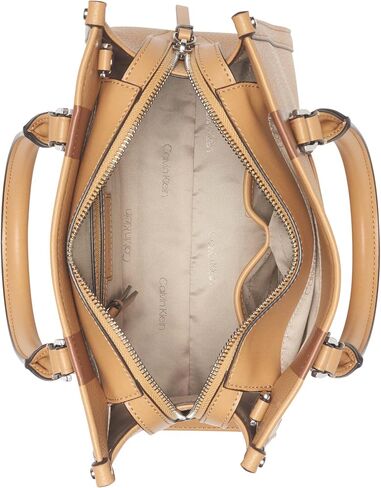 Calvin Klein Beckah Novelty Crossbody in Saudi Arabia
