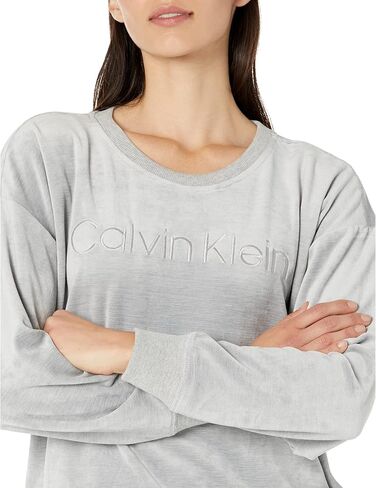 طاقم شعار كالفن كلاين بأكمام طويلة in Kuwait