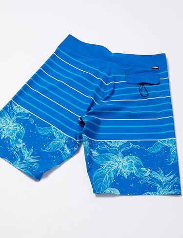 Oakley Men's Standard Retro Split 21" Boardshort in Saudi Arabia
