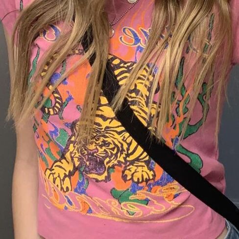 BINTEHGS Cute Graphic Baby Tees for Women Trendy Aesthetic Print Crop T Shirt Short Sleeve Y2K Cropped Shirt for Teen Girls in Saudi Arabia