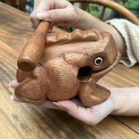 NUTTA - ضفدع خشبي مقاس 17.78 سم، أدوات موسيقية، مكتب قرع خشبي، كشط الضباب مع فكرة صوت الضفدع، أدوات مضحكة، موسيقى خشبية طبيعية، ديكور حديقة المنزل (7 بوصات) in Kuwait