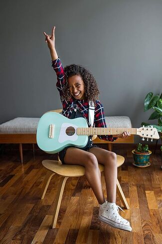 Loog Pro VI Acoustic kids real guitar for Beginners Compact size Ages 9+ Learning app and Lessons included in Kuwait