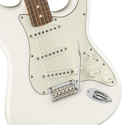 Fender Player Stratocaster® HSS - حزمة بولار وايت مع حافظة تويد ممتازة، وكابل، وموالف، وحزام، وأوتار، ولقطات، وأقراص DVD لأساسيات جيتار أوستن بازار in Saudi Arabia