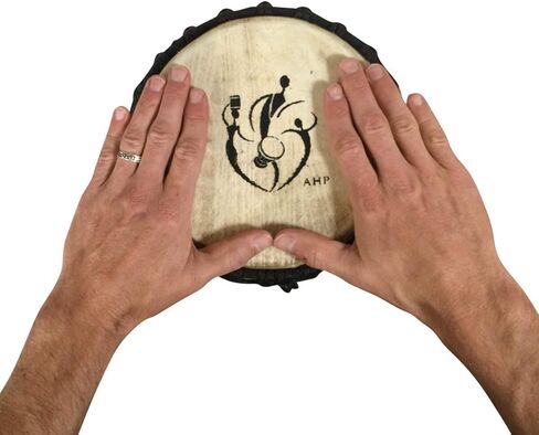 طبل دجيمبي افريقي منحوت يدويا - خشب صلب، جلد الماعز - ام ايه in Kuwait