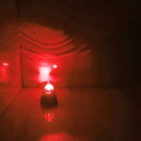 مصباح LED ستروب من 1/2 قطعة، مصابيح مسرح وامضة للدي جيه بلون احمر دوار، مصباح حفلات دي جي وامض مع مفتاح تحكم لبار عرض دي جيه in Kuwait