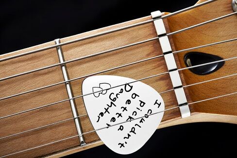 LRUIOMVE Gifts for Daughter Funny Stainless Steel Guitar Picks with Cowhide Leather Case - I Couldn't Pick a Better Daughter, for Daughter Women Musician Guitar Player Family Birthday Christmas Gift in Kuwait