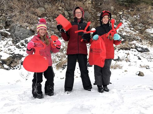 Unplugged Explorers 6 pc. Ultimate Snow Toys kit, Winter Sports- 1 Red Sled, Snow Brick Maker, Snow Digger & Snow Mold, 2 Snowball Makers (1 Free) 1 Oversized Winter Toys Storage in Kuwait