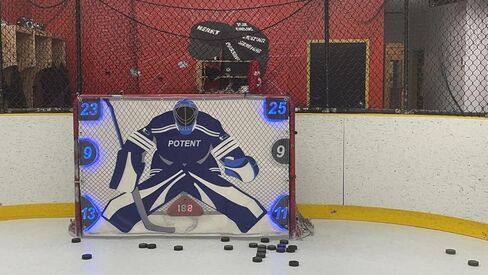 مدرس إطلاق النار الرقمي القوي للهوكي - أهداف الأهداف المضيئة للشبكة w. لوحة النتائج/مؤقت العد التنازلي - تدريب على التسديد على الجليد - تشغيل/إيقاف الجليد - مساعد تدريب الهوكي النهائي للقناصين in Kuwait