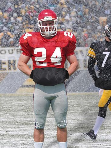 Football Hand Warmer Pouch- Soft & Warm Windproof Sports Hand Warming Pouch with Zipped Pocket Adjustable Strap- Youth Hand Warmer Hand Muff for Football Hiking Camping Cycling Outdoor Recreation in Kuwait