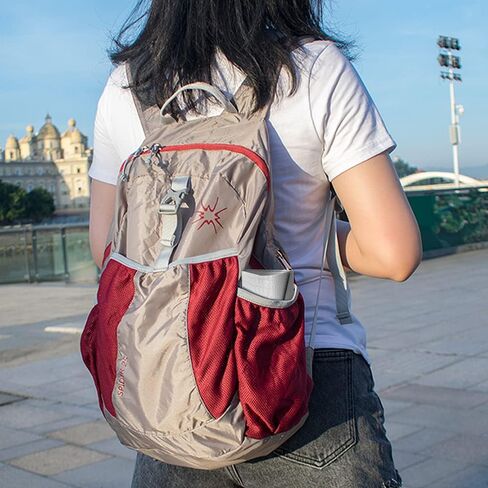 حافظة نظارة شمسية قابلة للطي على شكل مثلث، حافظة نظارة محمولة للرجال والنساء مع قطعة قماش للنظارات in Kuwait