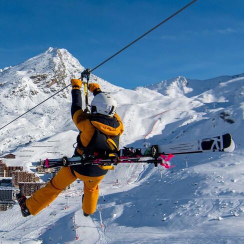 DARCHEN Ski Strap and Pole Carrier 2 Pack - Skiing Accessory for Easy Transportation of Your Ski Gear - Feel Comfortable Walking to and from The Mountain - Adjustable Size in Kuwait