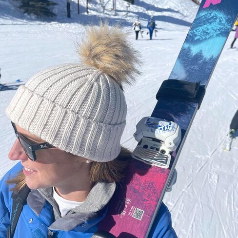 أشرطة لف التزلج الأساسية من StoreYourBoard Mountain Essential، 4 عبوات، مقاس عالمي، مثبتات بخطاف وحلقة، أزرق in Kuwait