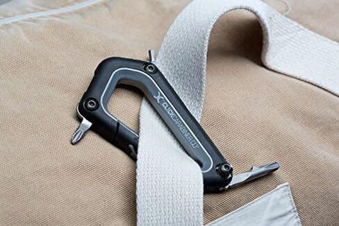 Click Carabiner Snowboard Carabiner Tool (Neon Pink) in Saudi Arabia