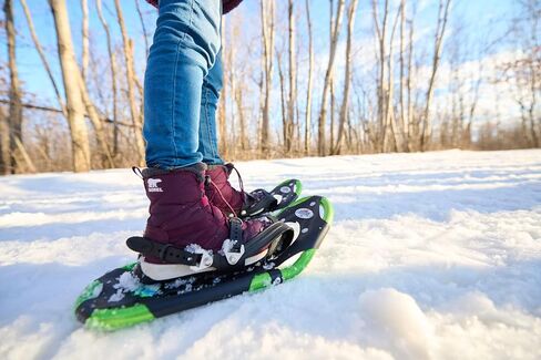 حذاء الثلوج Redfeather مقاس 17 بوصة ELF للأطفال بإطار من الألومنيوم المطلي بالمسحوق وسطح مانع للتمزق من الفينيل - صُنع في الولايات المتحدة الأمريكية in Kuwait