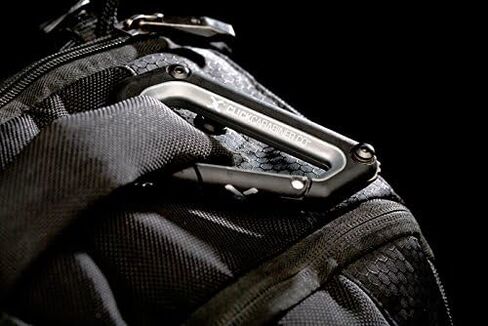 أداة حلقة تسلق جبال الألب من Click Carabiner (برتقالي نيون) in Saudi Arabia