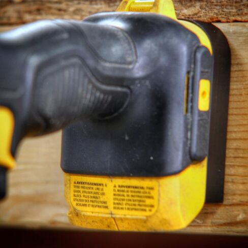 حامل قاعدة محول تركيب TOOL متوافق مع أدوات Dewalt 20v 20 volt in Saudi Arabia