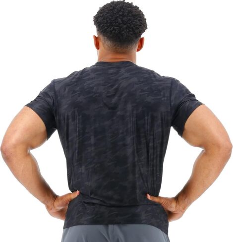 TYR Men's Athletic Performance Workout Airtec Short Sleeve Tee in Kuwait