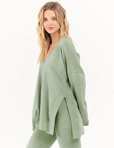 ملابس نسائية كبيرة الحجم من Faleave مكونة من قطعتين وأكمام طويلة قابلة للعكس وسراويل واسعة عالية الخصر أطقم صالة رياضية in Kuwait