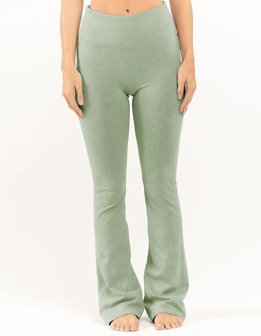 ملابس نسائية كبيرة الحجم من Faleave مكونة من قطعتين وأكمام طويلة قابلة للعكس وسراويل واسعة عالية الخصر أطقم صالة رياضية in Kuwait