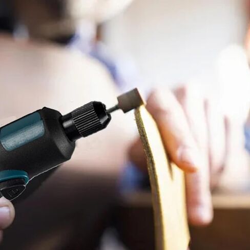 أداة دوارة لاسلكية 3.6 فولت، مجموعة أدوات دوارة لشحن USB بـ 3 سرعات مع ورق صنفرة مقاس 1 بوصة ووسادة دعم ساق 1/8، مجموعة وسادة تخزين رغوية ناعمة لسيارة مجوهرات مرآة معدنية خشبية in Kuwait