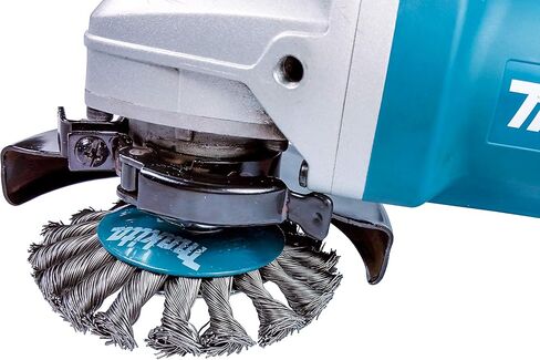 ماكيتا قطعة واحدة - فرشاة سلكية ملتوية مقاس 4.5 بوصة للمطاحن مقاس 5 بوصة - 9 بوصة - تكييف شديد التحمل للمعادن - 4 1/2 بوصة × 5/8 بوصة | 11 قيادة الأمم المتحدة in Kuwait