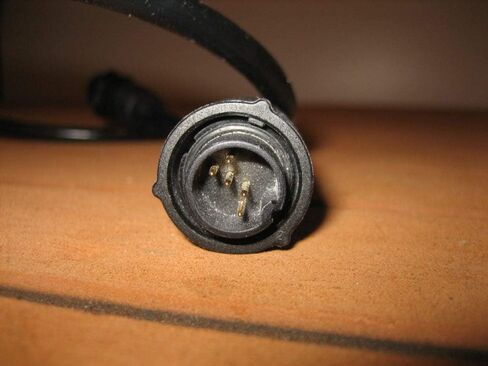 Lowrance 000-13313-001 7 Pin Blue To 9 Pin Adapter,Black in Saudi Arabia