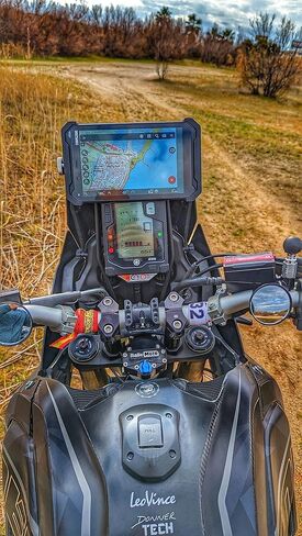 حامل شحن للدراجات النارية/ATV من تريبلتيك 9 in Kuwait