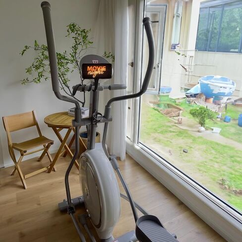 حامل هاتف لعربة الأطفال مغناطيسي لجميع الهواتف من WLPREOE - ملائم بشكل ثابت وآمن على المقود - حامل تثبيت للهاتف مع ذراع مرن غير قابل للانزلاق - أيضًا لجهاز المشي وسيارة الجولف - بيد واحدة باستخدام الهاتف in Kuwait