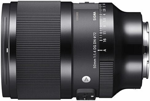 عدسة سيجما 50 مم f/1.4 DG DN Art لحزمة Sony E مع فلتر للأشعة فوق البنفسجية متعدد الطبقات مقاس 72 مم، وقطعة قماش للتنظيف من الألياف الدقيقة in Saudi Arabia