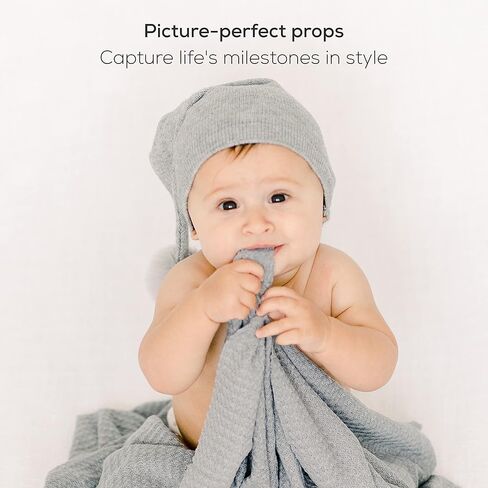 قبعات أطفال حديثي الولادة من صوف الكشمير من First Landings (عبوة من قطعتين) مجموعة هدايا قبعات أطفال فائقة النعومة - قبعة أطفال طويلة رائعة مع كرات بوم بومس - دعامات تصوير لحديثي الولادة باللون الأبيض والرمادي in Kuwait