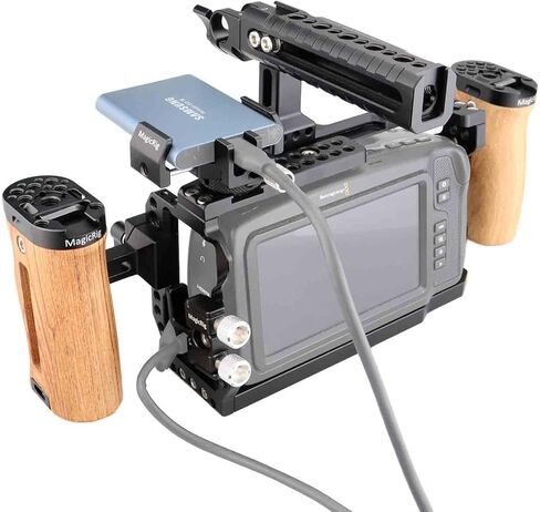 مجموعة أفلام قفص الكاميرا MAGICRIG مع مقبض علوي من الناتو بمقبض جانبي خشبي مزدوج ومشبك كابل HDMI T5 / T7 SSD حامل تثبيت 15 مم مشبك قضيب واحد لـ BMPCC 4K و6K - 531 in Kuwait